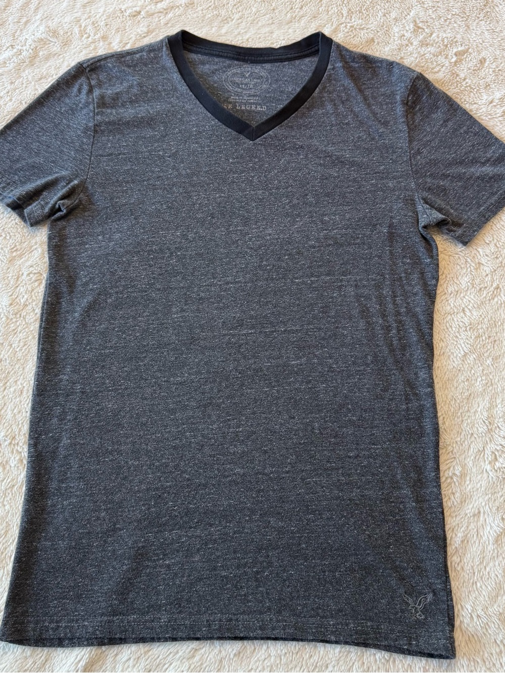 American Eagle Outfitters Men's V-Neck Short Sleeve Tee - Dark Heather Gray